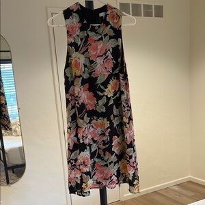 Floral Sleeveless Dress - Black and Pink